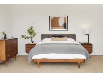 Manhattan Bed | King | Walnut Frame