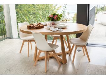 Conrad Extension Round Dining Table | Oak