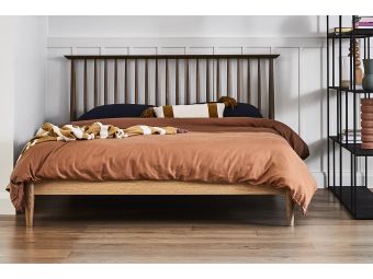 Erikson Spindle King-Sized Bed | Oak Timber | Classic Revival Style