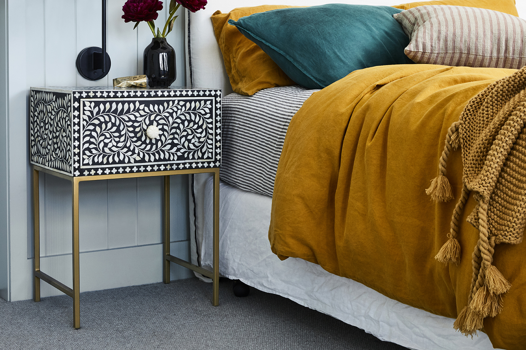 Lounge Lovers - Pia Bone Inlay Bedside Table