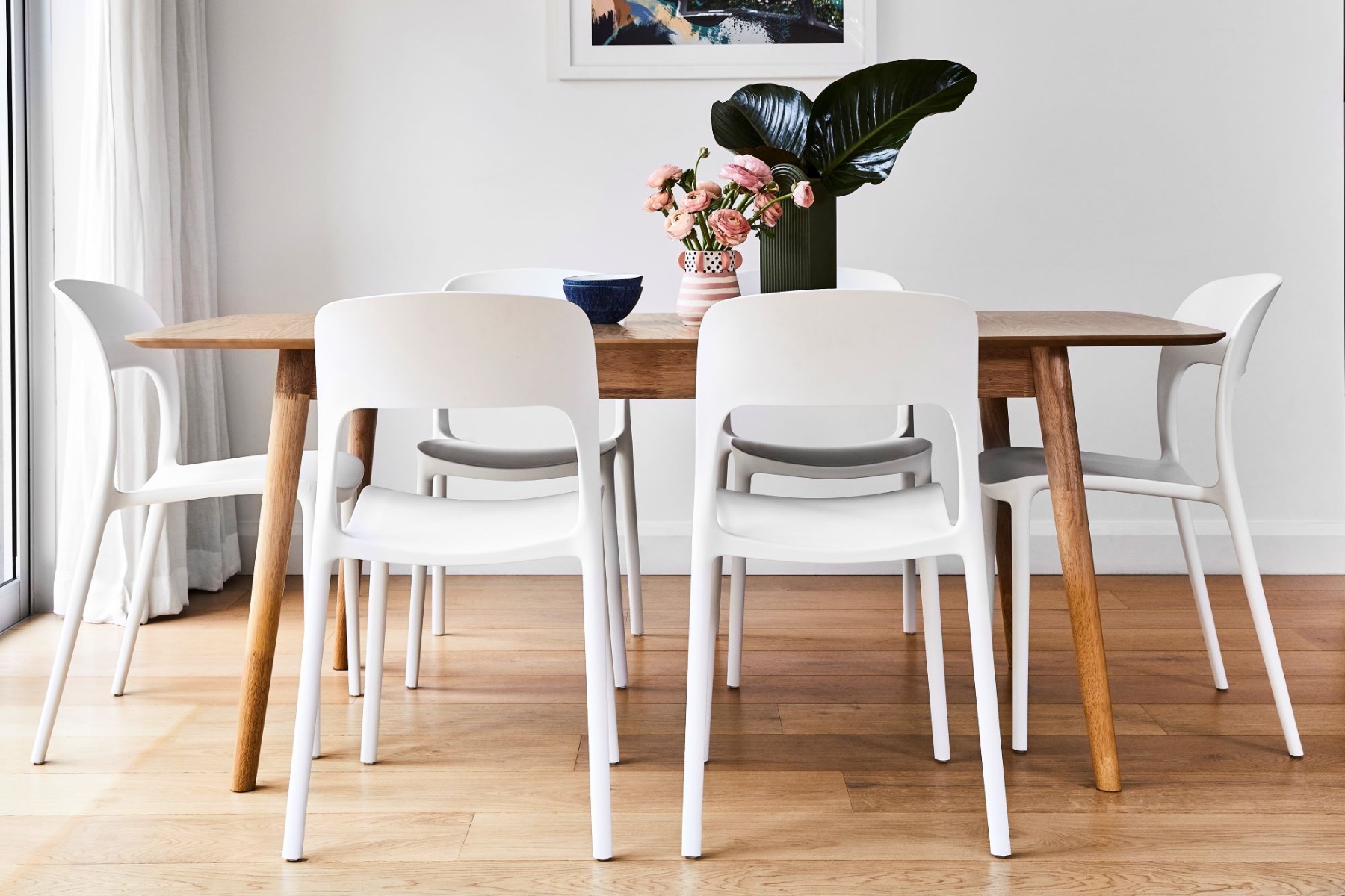 Otis Extendable Dining Table